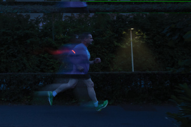 Logotrade Geschäftsgeschenke das Foto: Lumi Sprint wiederaufladbares LED Lauflicht aus RCS rec. ABS