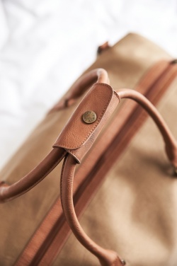 Logotrade promotional item image of: VINGA Sloane RCS RPET weekender bag