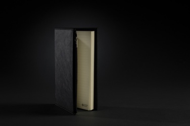 Logotrade promotional giveaway image of: Swiss Peak A5 PU notebook with zipper pocket