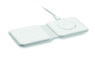 Logotrade promotional gifts photo of: 2 in 1 foldable charger 15W