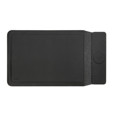 Logotrade promotional item image of: Swiss Peak 15W magnetic charging laptop sleeve 14-15,6"