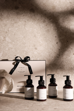 Logo trade promotional merchandise image of: VINGA x TGL body and hand care gift set