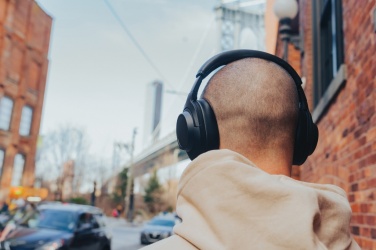 Logo trade ärikingid foto: Irvine RCS taaskasutatud ja parandatavad ANC juhtmevabad kõrvaklapid