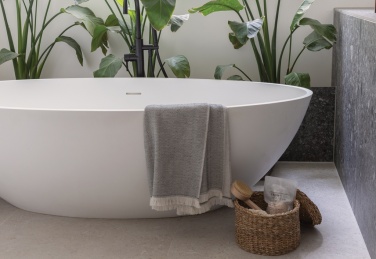 Logo trade reklaamtoote pilt: Ukiyo Hisako AWARE™ 4 Seasons rätik/tekk 100x180