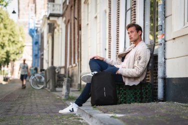 Logotrade ärikingid pilt: Bobby Pehme vargusevastane seljakott