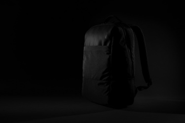 Logotrade meened pilt: Swiss Peak AWARE™ RPET 15,6-tolline päevapakk