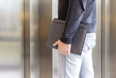 Logotrade firmakingi foto: Taaskasutatud nahast A4 portfell