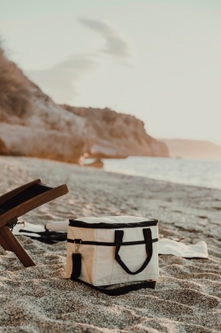 Logo trade firmakingitused foto: VINGA Volonne AWARE™ taaskasutatud lõuendist külmakott