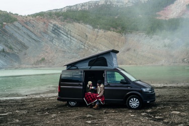 Logo trade reklaamkingi pilt: RPET šerpa fliisist tekk