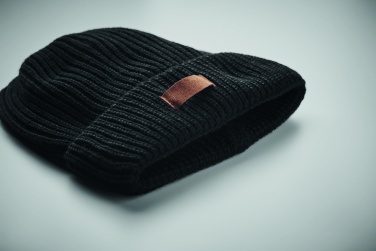 Logotrade firmakingitused pilt: Talvekomplekt taaskasutatud materjalist, kindad, müts ja sall