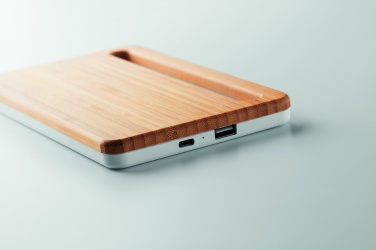 Logotrade ärikingituse foto: Juhtmeta laadimisalus 5W KERALA