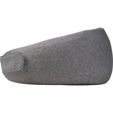 Logo trade ärikingituse pilt: MoLu kaelapadi Prince George