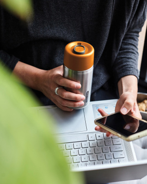 Logo trade reklaamtooted foto: Black+Blumi lekkekindel reisitass roostevabast terasest