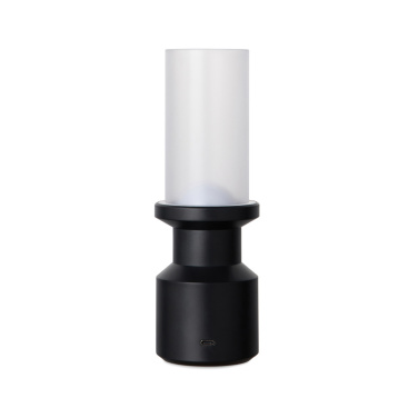 Logo trade reklaamtooted foto: VINGA Niori RCS laualamp