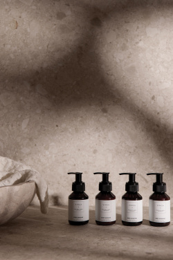 Logo trade reklaamkingituse pilt: VINGA x TGL keha- ja kätehoolduskomplekt