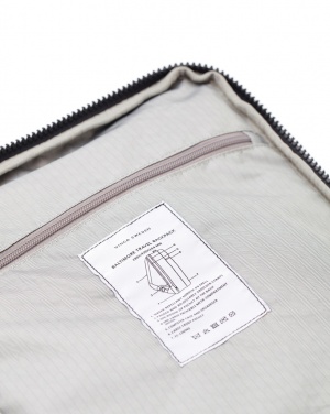 Logo trade liikelahjat mainoslahjat kuva: VINGA Baltimore läppäri-/matkareppu