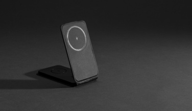 Logo trade mainoslahjat tuotekuva: Swiss Peak RCS rePU 15W 3-in-1 magneettinen langaton laturi