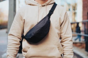 Logo trade mainostuotet tuotekuva: Crescent AWARE™ RPET puolikuun muotoinen crossbody -laukku