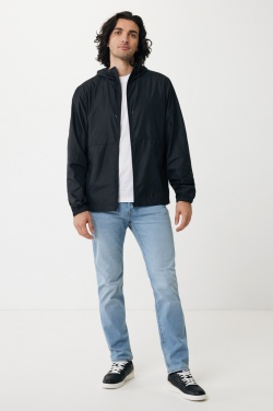 Logo trade mainoslahja kuva: Iqoniq Logan kevyt takki kierrätyspolyesteristä