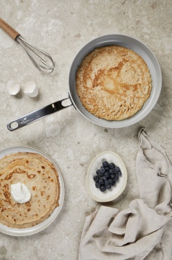 Logotrade mainostuote tuotekuva: VINGA Alte RCS -paistinpannu kierrätettyä alumiinia 27 cm