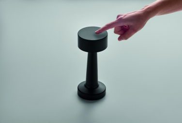 Logo trade liikelahja mainoslahja tuotekuva: Ladattava rautainen pöytävalaisin