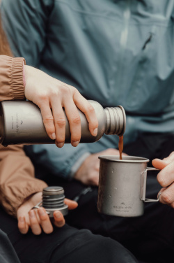 Logotrade liikelahja mainoslahja kuva: Nordic trail-ultrakevyt titaaninen muki 450ml