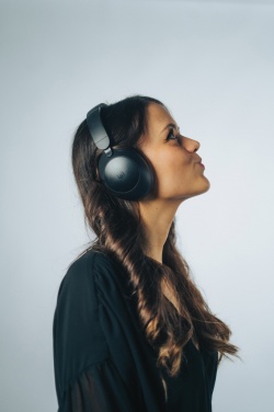 Logotrade reklaminiai produktai nuotrauka: Urban Vitamin Cupertino RCS rplastinės ANC ausinės