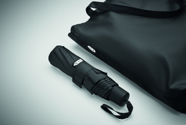 Logotrade Ideja dāvanas foto: 21 collu RPET lietussargu komplekts