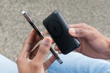 Лого трейд pекламные продукты фото: Urban Vitamin Sonoma RCS rplastic 10.000mah внешний аккумулятор