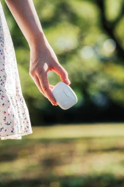 Лого трейд pекламные продукты фото: Беспроводные наушники Liberty Pro из переработанного пластика RCS