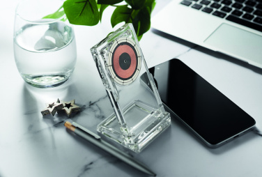 Логотрейд бизнес-подарки картинка: Acrylic wireless charger 15W