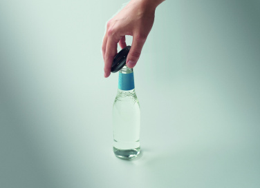 Логотрейд pекламные подарки картинка: Phone holder and bottle opener