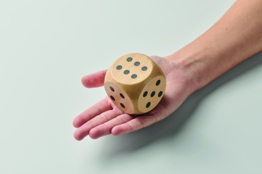 Лого трейд бизнес-подарки фото: Schima wooden dice 5cm dia