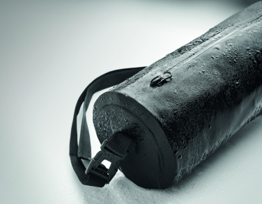 Логотрейд pекламные продукты картинка: Sports dry bag in 300D RPET