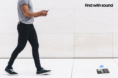 Logotrade profilprodukter bild: Trackmate RCS rpolyester passhållare, spåras i alla länder