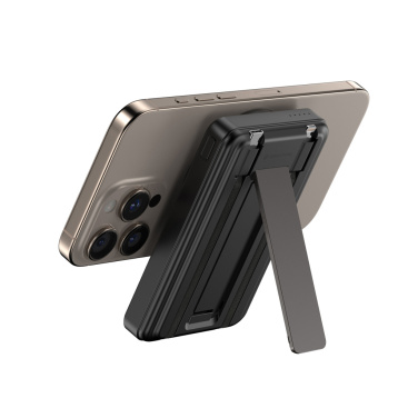 Logotrade kampanjprodukter bild: Urban Vitamin Delano 5in1 10.000mah 20WPD magnetisk powerban