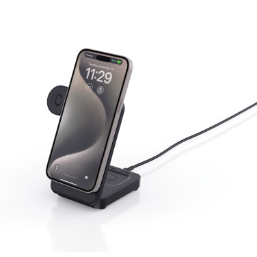 Logotrade presentreklam bild: Urban Vitamin Arcadia RCS rplastic 15W 3i1 magnetisk laddare