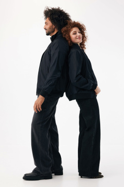 Logotrade reklamprodukter bild: IQONQ Odin jacka i återvunnen polyester - urban stil